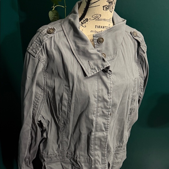 Women's Gray Jacket - Picture 4 of 9